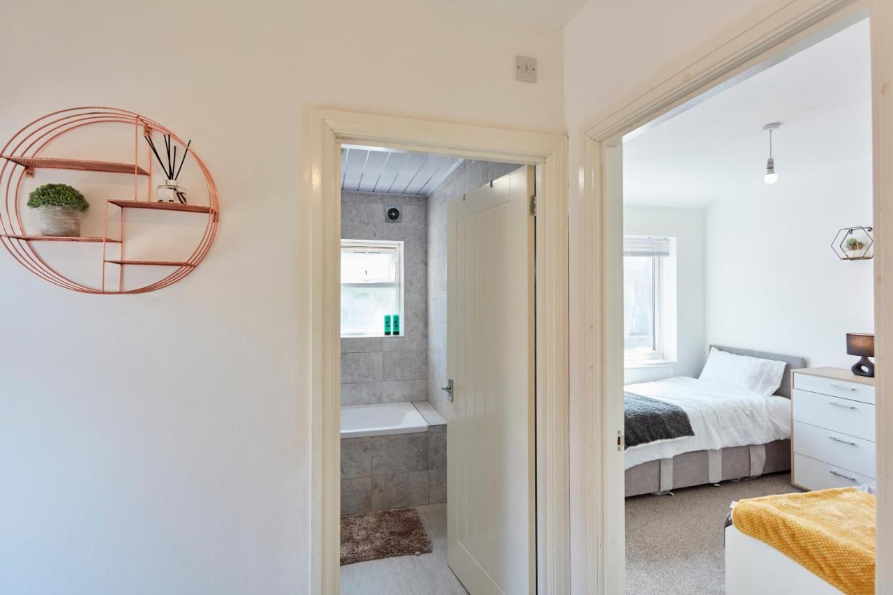 Spacious Home Close To City Centre Location Leeds  Exteriér fotografie