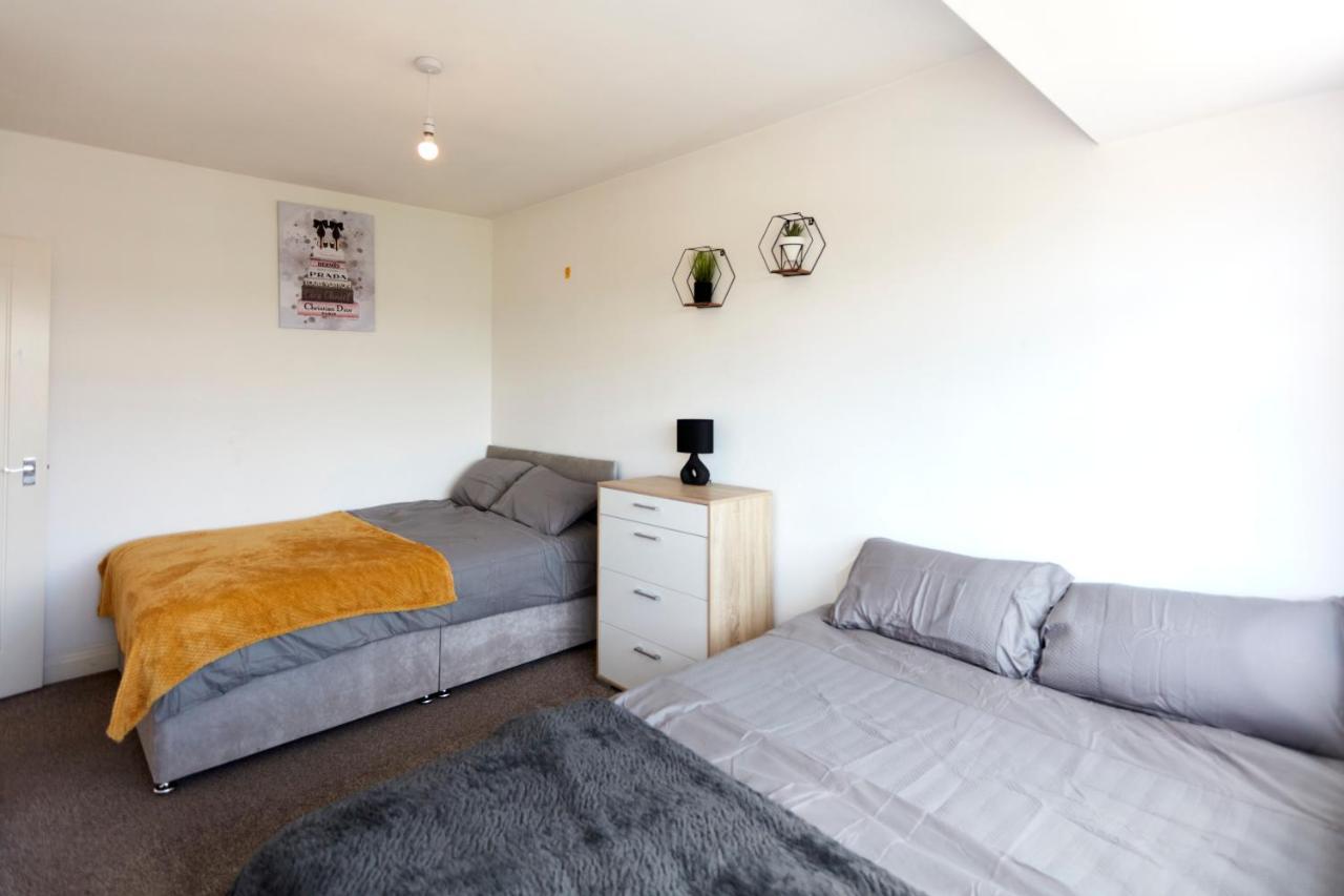 Spacious Home Close To City Centre Location Leeds  Exteriér fotografie