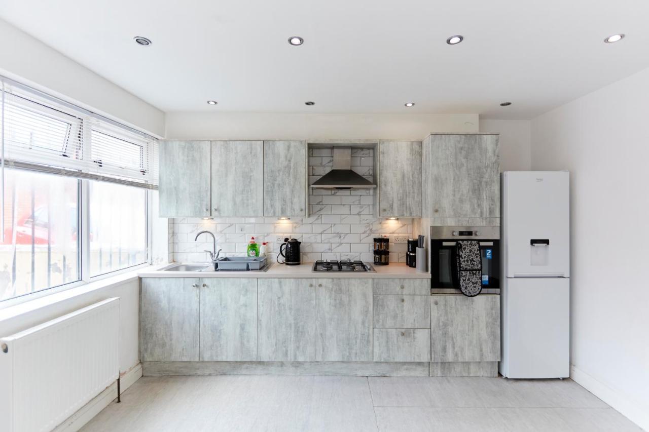 Spacious Home Close To City Centre Location Leeds  Exteriér fotografie