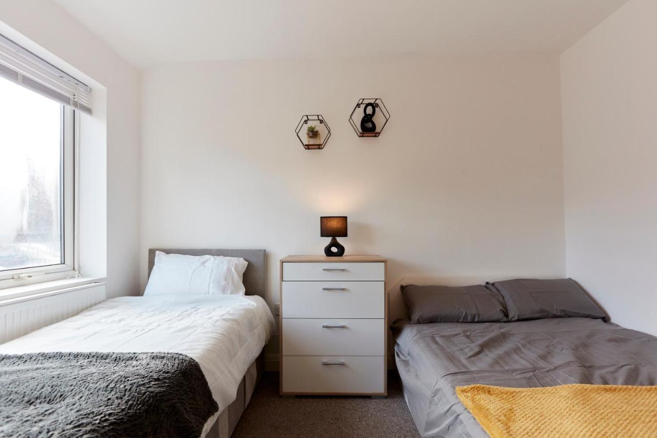 Spacious Home Close To City Centre Location Leeds  Exteriér fotografie