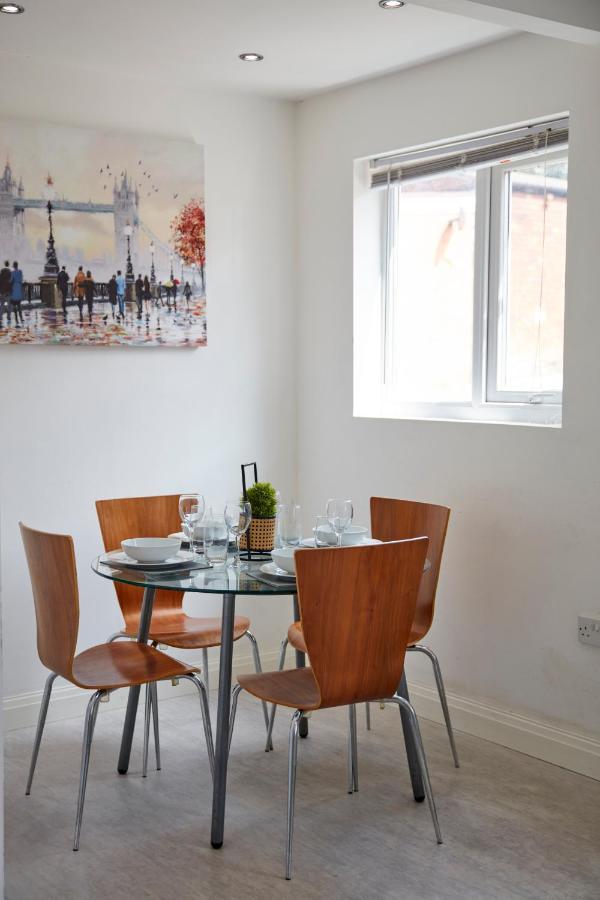 Spacious Home Close To City Centre Location Leeds  Exteriér fotografie